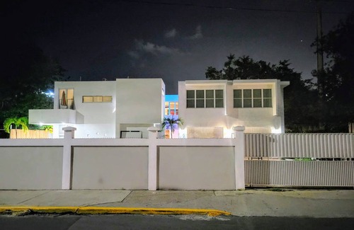 Santurce Hostel | Hostel ∙ 8 guests