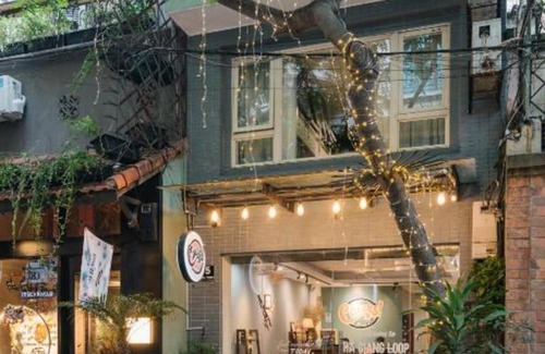 Hang Trong Hostel | Hostel ∙ 8 guests