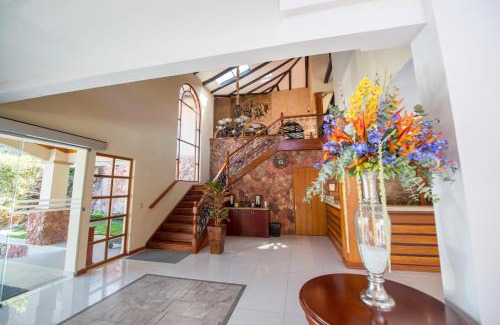 Banos Hotel | Hosteria Duran