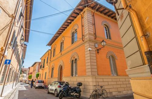 Pisa City Centre Apartment | Hostly-San Giuseppe Luxury Apartment-By the Tower