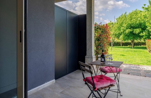 Miguas House | HostWise – Douro View Villa w/10 Suites and Pool
