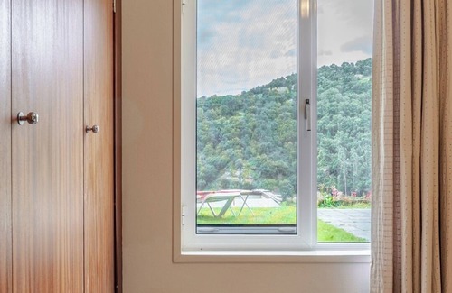 Resende House | HostWise – Riverside Retreat w/Infinity Pool