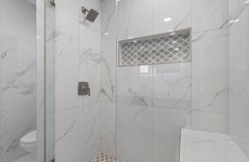 Far North Dallas Apartment | hot tub and Event Open Luxury Home Fits 16 plus