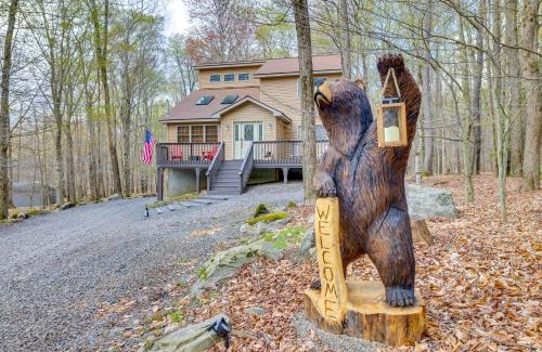 Gouldsboro House | Hot Tub and Game Room Cozy Big Bass Lake Home!