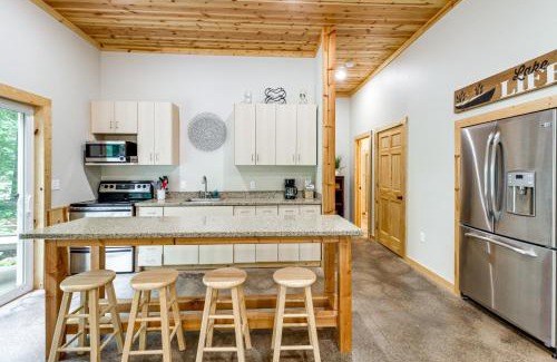 Ossipee House | Hot Tub and Game Room Lakefront Merrifield Retreat!