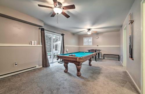Stroudsburg House | Hot Tub and Yard Stroudsburg Home in Poconos