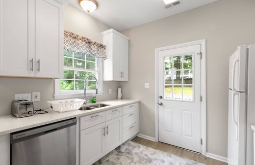 North Raleigh House | ☆ Hot Tub! Game Space! Fenced In Yard ☆