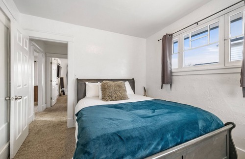 Price Apartment | Hot Tub Haven+.4 Mi to USU Eastern+In Unit Laundry