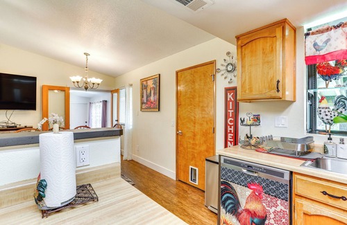 Redding House | Hot Tub & Horse Boarding on 3 Acres in Redding!