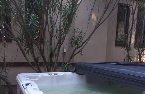 Los Gatos House | Hot tub Hummingbird treehouse Beach, Wine tasting