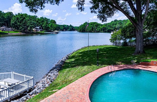 Dixie - Berryhill House | Hot Tub+Sparkling Pool+Gorgeous Views