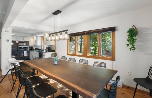 West Dover Ski Chalet | Hot Tub, Theater & Game Rooms, Fire Pit, 1 mile to Mount Snow, nearby Moover bus