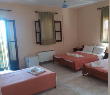 Morfovounion Hotel | HOTEL ΗΩ (ΞΕΝΩΝΑΣ ΤΣΙΑΧΡΗΣ)