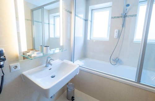 Itzling Hotel | Hotel ∙ 1 bedroom ∙ 1 guest