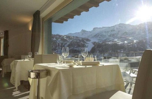 Cervinia Hotel | Hotel ∙ 2 guests