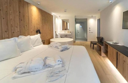 Cervinia Hotel | Hotel ∙ 2 guests