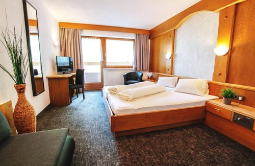 Feichten Hotel | Hotel ∙ 4 guests