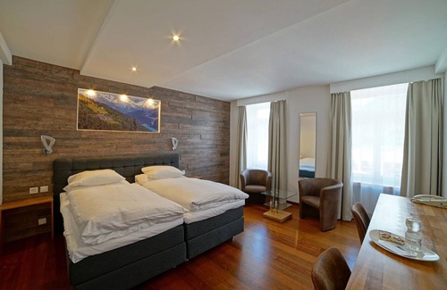 Davos-Platz Hotel | Hotel ∙ 4 guests