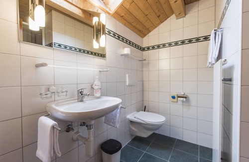 Hofstetten bei Brienz Bed & Breakfast | Hotel Alpenrose beim Ballenberg