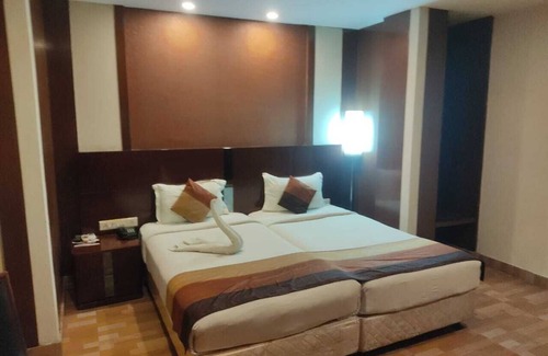 Kalyani Hotel | Hotel Ambassador Chocolate Inn Kalyani