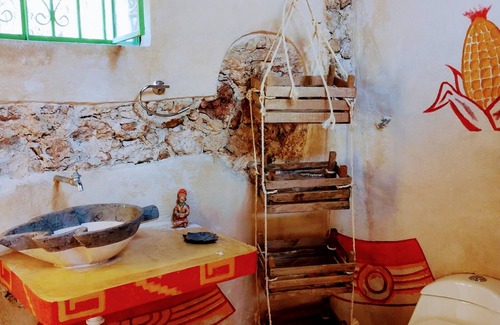 Izamal Hotel | Hotel and Museum Aldea Maya Toktli Orígenes - Suite 3 Cultures: Pool + Starlink