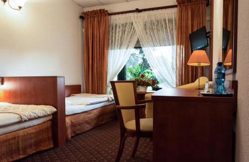 Poznan Hotel | Hotel Astra Tajemniczy Ogród