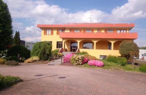 Romagnano Sesia Hotel | Hotel Baiardo