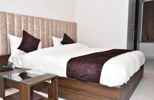 Deoria Hotel | Hotel Blue Stone