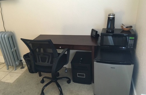 Reedley Hotel | Hotel Burgess