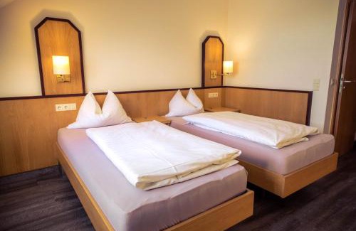 Grossostheim Hotel | Hotel Cafe Kern