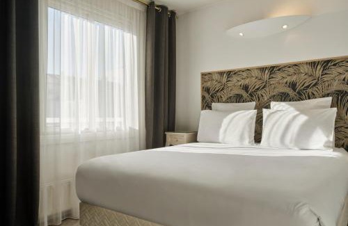 2nd Arrondissement Hotel | Hôtel Chromatics & Restaurant Hill Club by HappyCulture