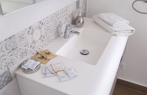 Consuegra Hotel | HOTEL CONSUEGRA, YOU WILL FEEL AT HOME!