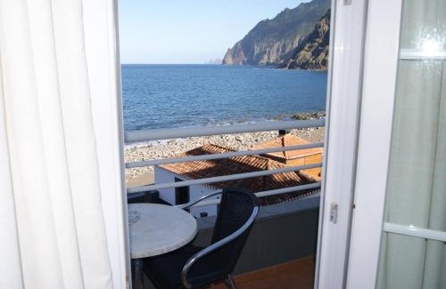 Porto da Cruz Hotel | Hotel Costa Linda
