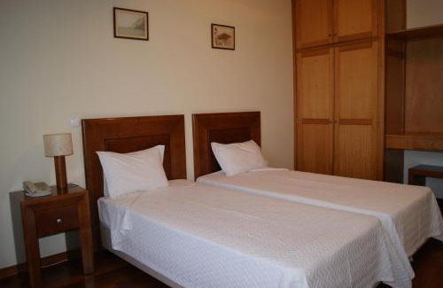 Porto da Cruz Hotel | Hotel Costa Linda