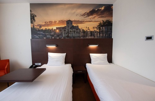 Piaseczno Hotel | Hotel DeSilva Warszawa Piaseczno