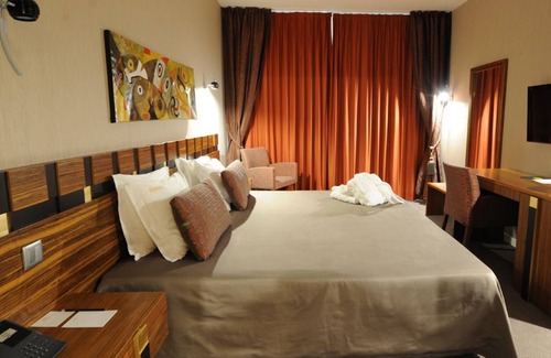 Huambo Hotel | Hotel Ekuikui I