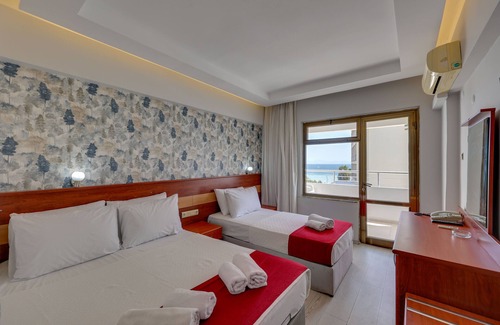 Altinkum Hotel | Hotel First Class