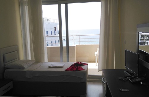 Altinkum Hotel | Hotel First Class