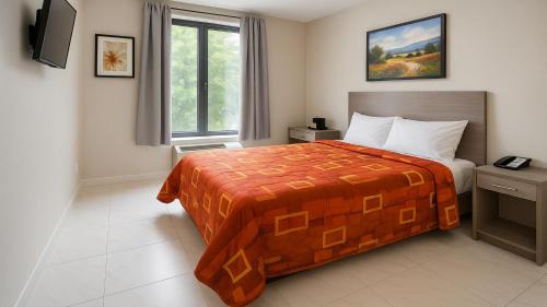 West Bronx Hotel | Hotel Fuego Bronx YANKEE STADIUM