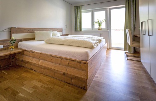 Ossiach Hotel | Hotel ∙ Hotel Zur Post - INCL. LIFT PASS Double room/addl. bed, shower/wc, BB