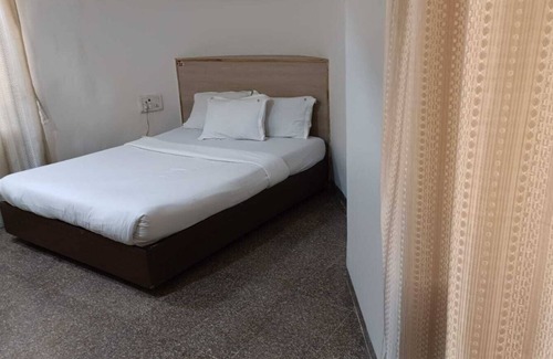 Jogeshwari East Hotel | Hotel JK Regency with 26 Rooms & a Conference Hall with 50 to 80 pax capacity.