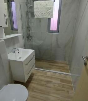 Sutomore Hotel | Hotel Kaligrosh