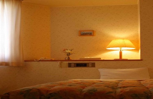 Izumi Hotel | Hotel King