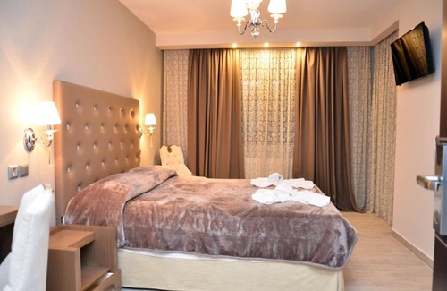 Arnaia Hotel | Hotel Konaki