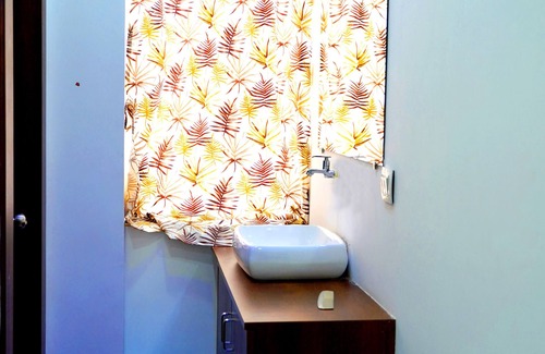 Vallabh Vidhyanagar Hotel | Hotel Laxmi Palace