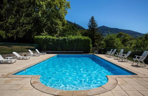 Saint-Martin-d'Uriage Hotel | Hotel Les Mésanges
