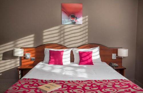 Saint-Martin-d'Uriage Hotel | Hotel Les Mésanges