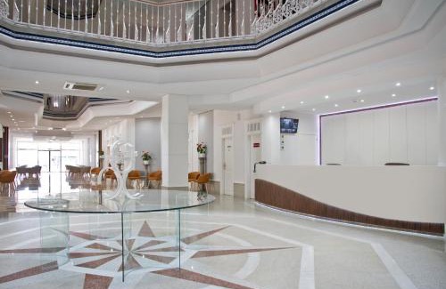 Diputacion de Rincon de San Gines Hotel | Hotel Los Delfines