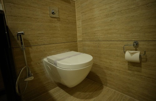 Ambikapur Hotel | Hotel Makhan Vihar