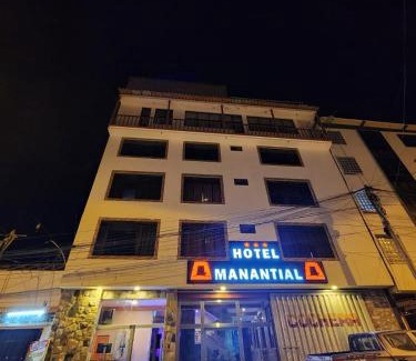 Churin Hotel | Hotel Manantial